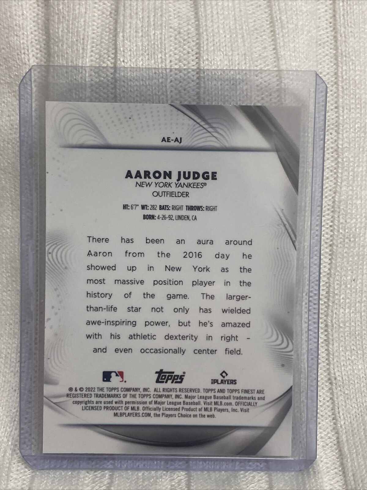 Aaron Judge 2022 Topps Finest Aura of Excellence Refractor Yankees #AE-AJ